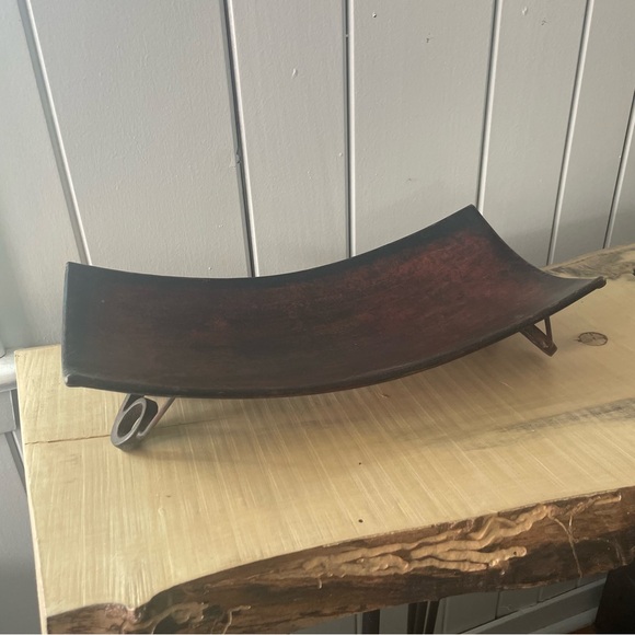 $15 SALE Curved Metal Display Tray Faux Wood Grain Home Accent Decor Holder - Picture 8 of 8